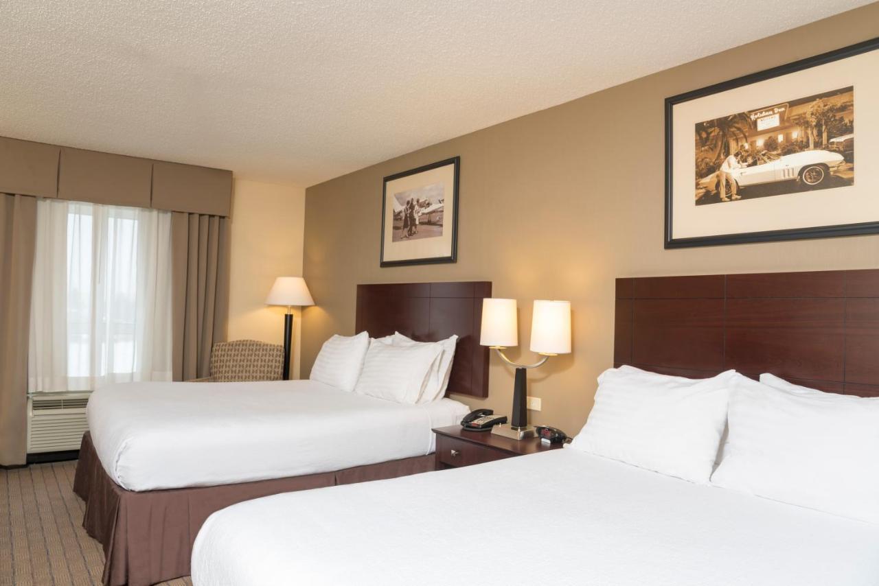 Holiday Inn Aurora North - Naperville By Ihg Exterior foto